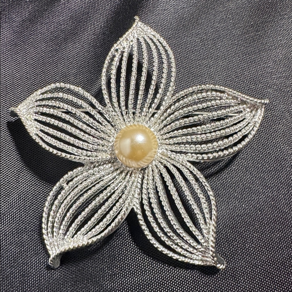 Vintage Silver Tone Faux Pearl Flower Large Brooch Sarah Coventry